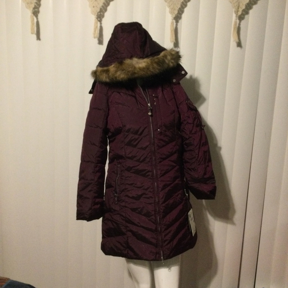 Women's Eddie Bauer Puffer Coat XS Purple with Faux Fur Hood - Picture 1 of 5